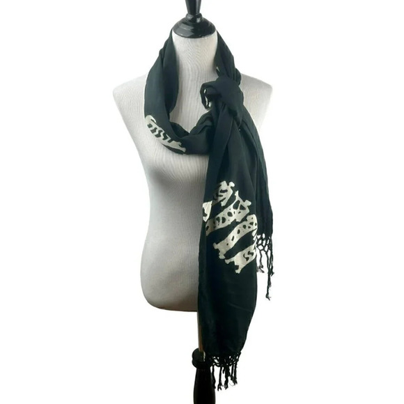 Ramin Rectangle Scarf Tribal Batik‎ Pattern Knot Fringe Black White Art to Wear - Picture 1 of 6